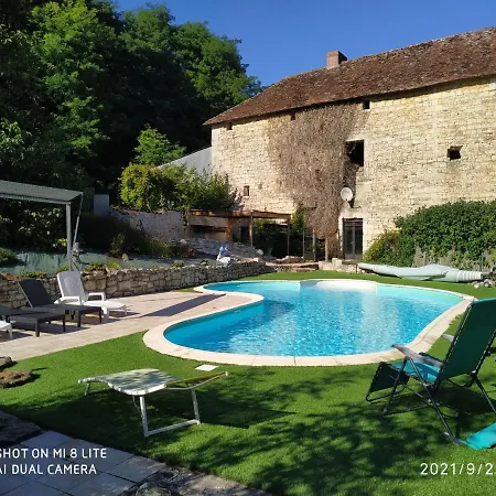 Gite du Prieure Vaux-sur-Vienne Extérieur photo